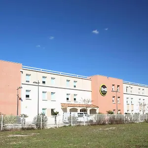 vizitați hotelul